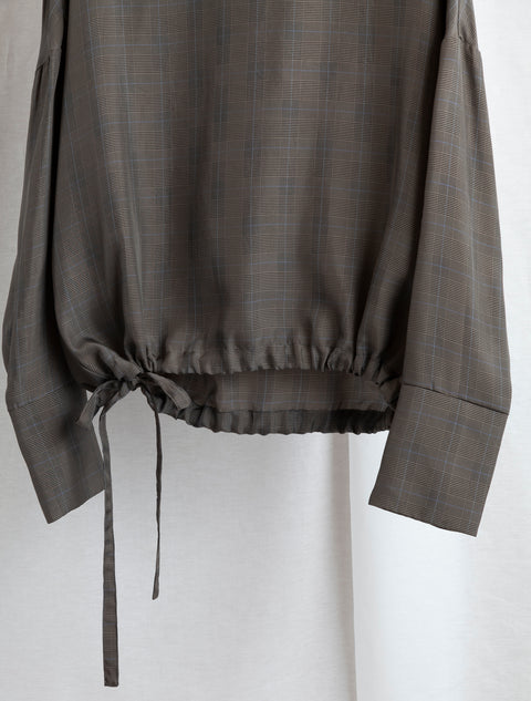 ねじり襟トップス