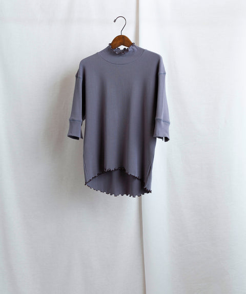 ハイネックメロー後衿ぐりあき カットソーTOP