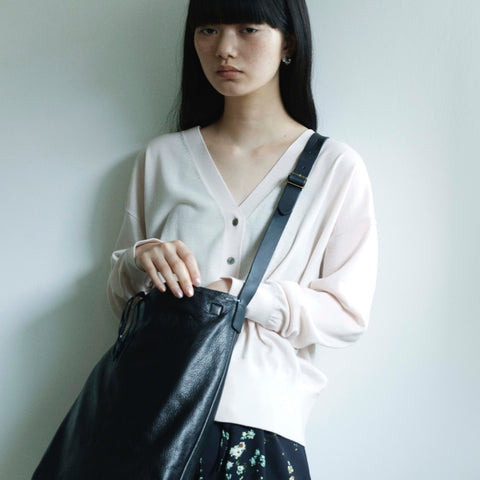 V-Neck Button Cardigan|Vネック釦明きカーディガン(数式刺繍)